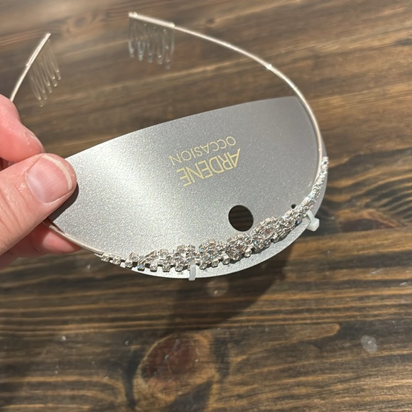 Adrene rhinestone decorative tiara New - Picture 6 of 6